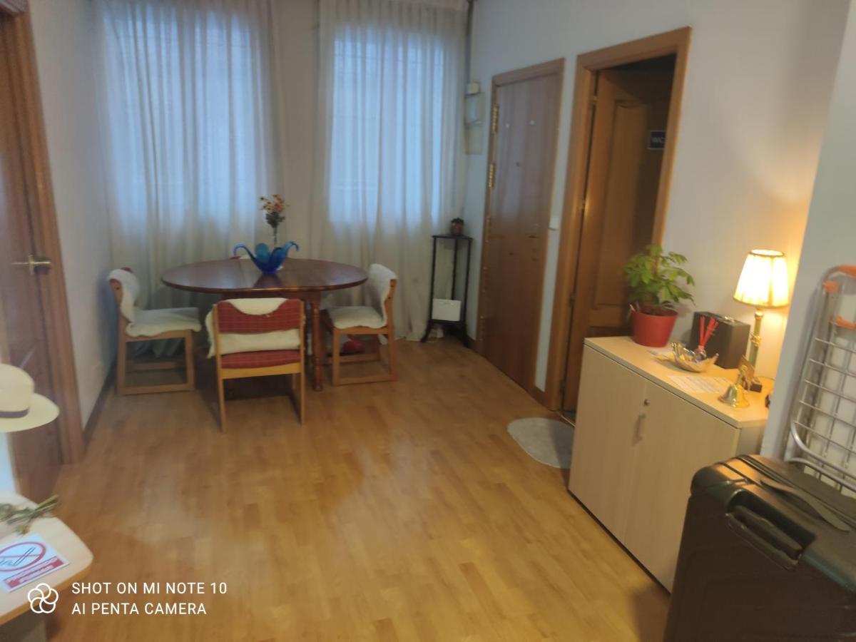 Habitacion L Apartment Madrid Bagian luar foto